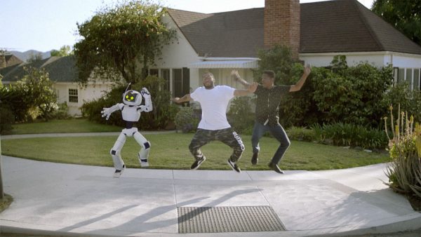 3059762-poster-p-1-kaytranada-presents-the-new-robot-dance-in-his-new-video